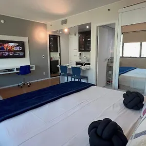 Hotel Flat Av. Ibirapuera 2534 C/ Estacionamento Uh1301, São Paulo